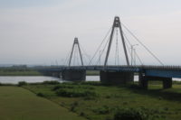 途中に茨戸川があります